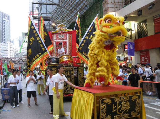 比麟堂参加台湾高雄狮王邀请赛,夺冠而归